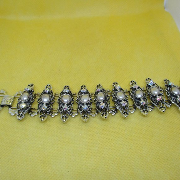 VICTORIAN REVIVAL RHINESTONE Bracelet A B Rhinestone Faux Pearl Filigree Silver - Picture 14 of 16
